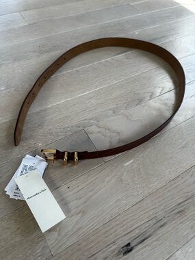 Abercrombie & Fitch Men's Brown Leather Belt with Gold Buckle Accent